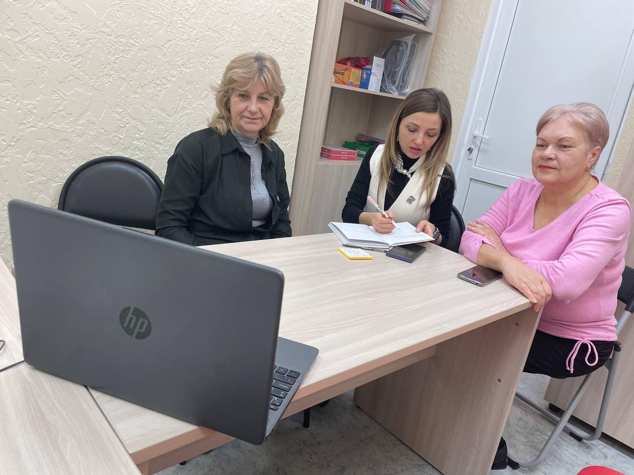 Дом детского и юношеского творчества Докучаевска провел телемост с коллегами из Якутии