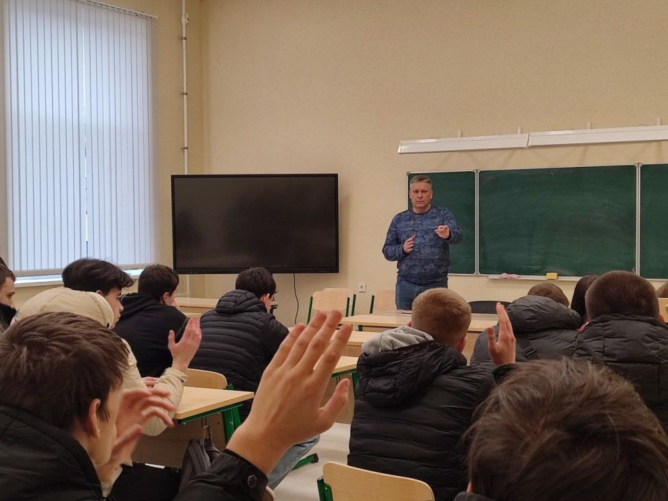 �� ������� ��������� � � ������������: ������� ����������� ���� "����" � ��������������� ������� "������������������"