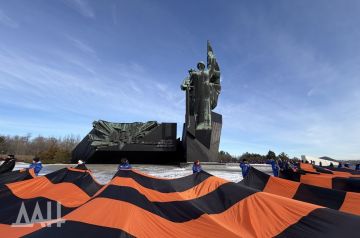 �������� ������� ���������� 200-�������� ������������ �����