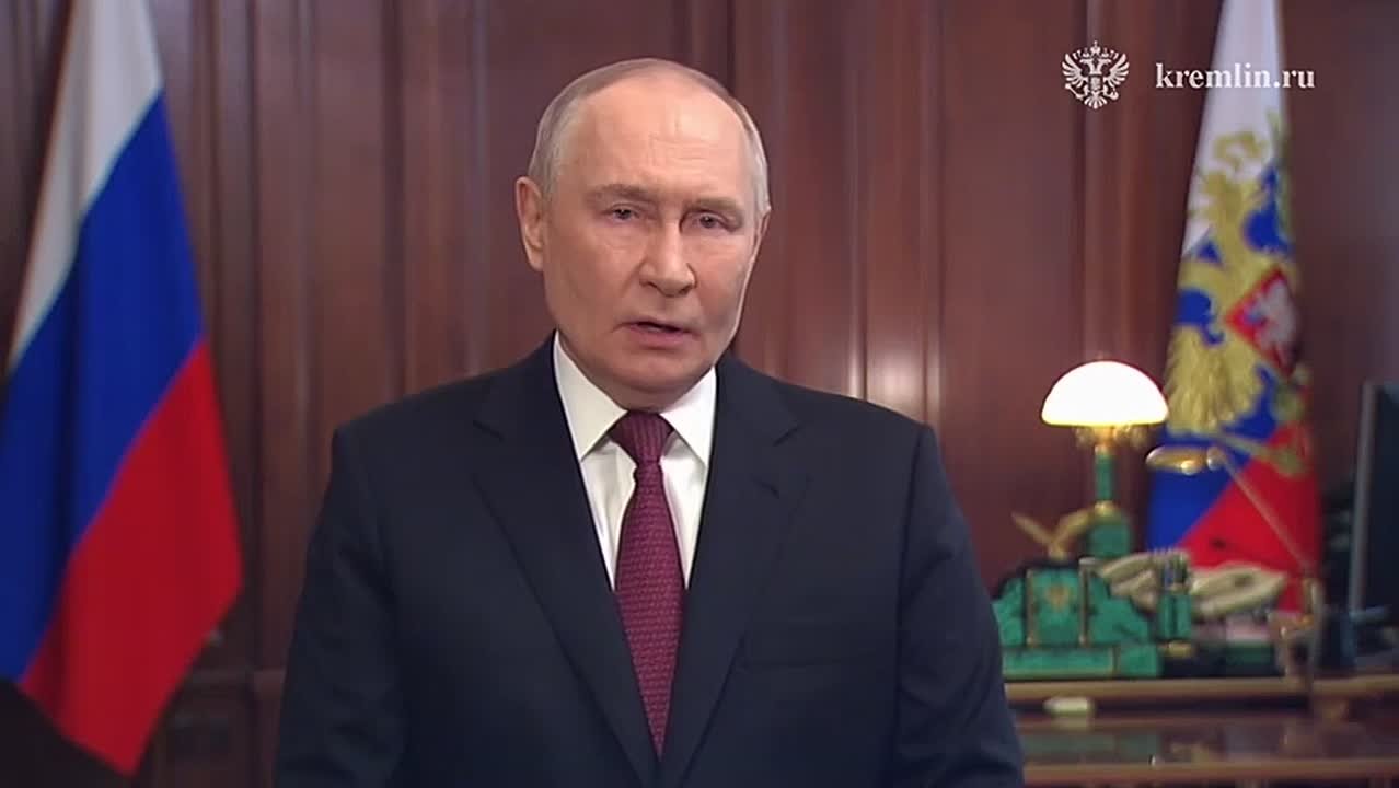 Поздравление Владимира Путина по случаю Дня защитника Отечества