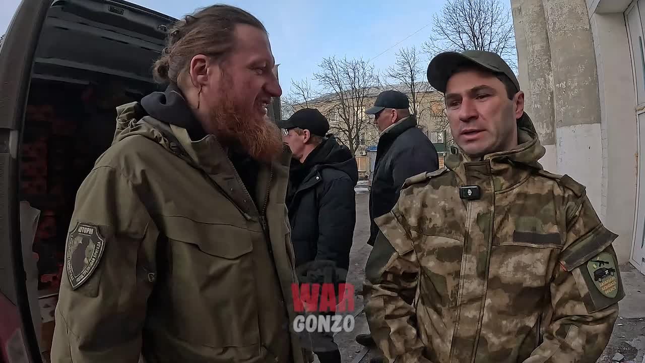 WarGonzo: Гуманитарная миссия Абхазии в ДНР: концерты для бойцов и поддержка ПВР