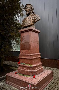 ������ ������� �������. � ���� ��������� ��������� ���������� ��������� � ������ ����������� �������������� ������ ��������� ����� � ���������� ������-�������������