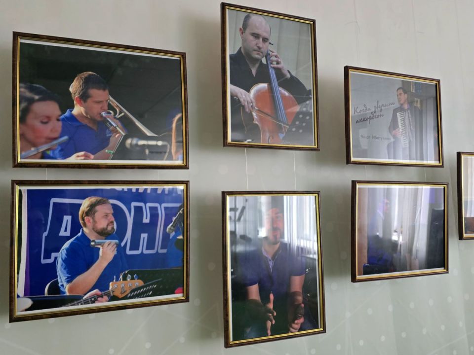 Погибшие при исполнении воинского долга артисты «Донбасса» вошли в число героев тематической выставки Донецкого краеведческого музея