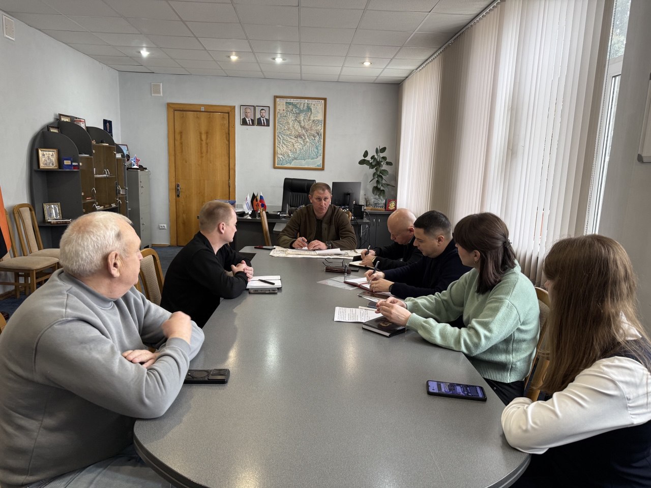 Глава Шахтерского округа встретился с активистами общественных организаций