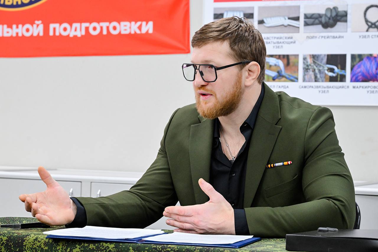 Владимир Минеев посетил военный учебный центр при Российском технологическом университете МИРЭА