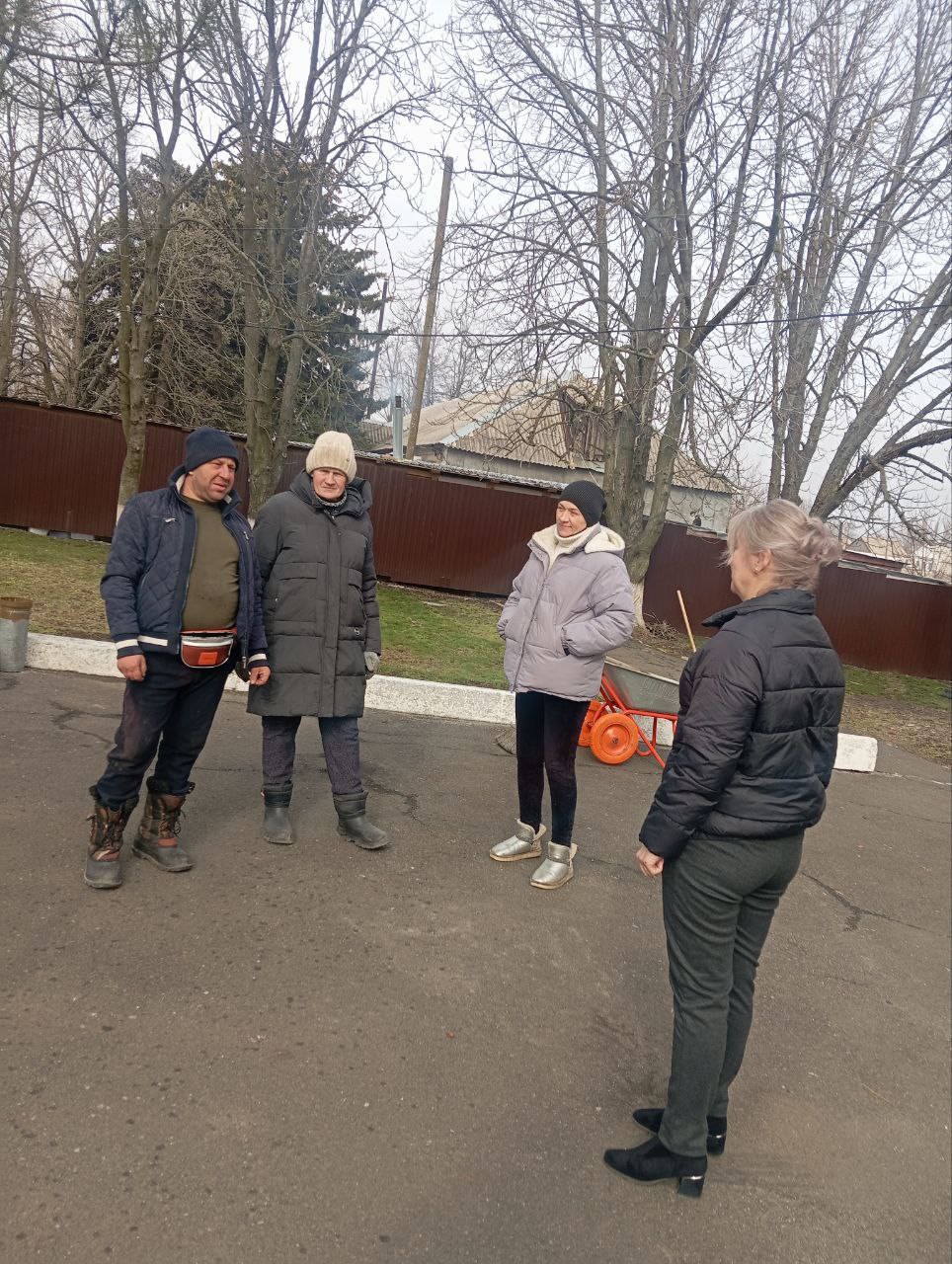 Провела встречу с населением в селе Свободное начальник Коньковского территориального отдела Администрации Тельмановского муниципального округа, в ходе которой рассмотрели вопросы, которые на сегодняшний день волнуют наших...