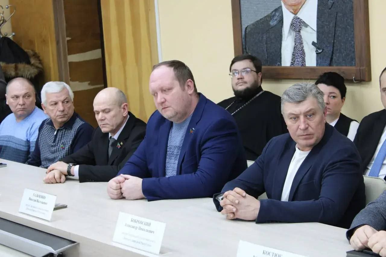 Представители Общественного совета посетили заседание Горловского горсовета