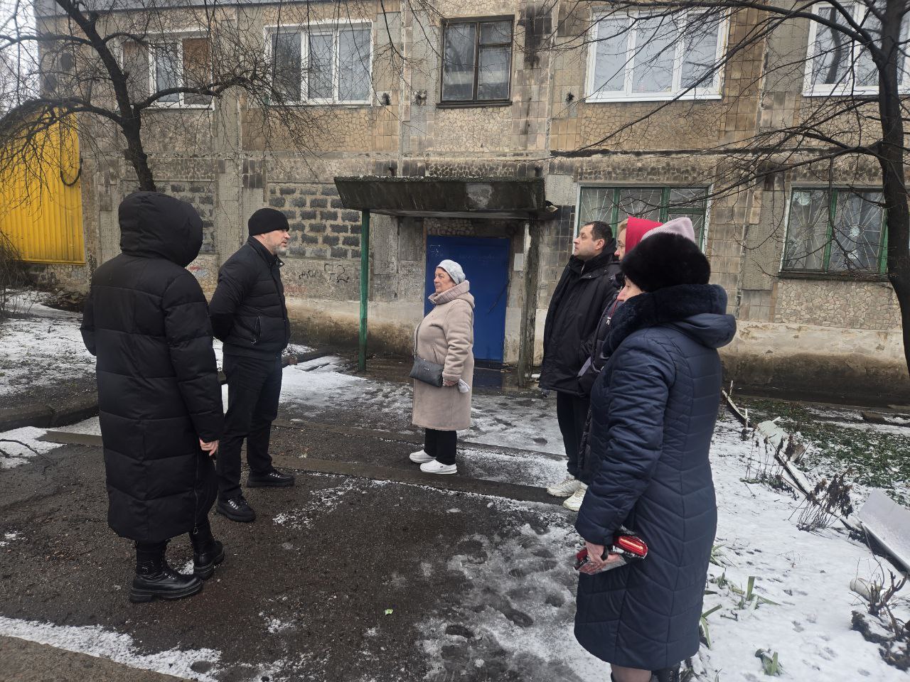 Сергей Желновач: Сегодня, 26 февраля, встретился с жителями дома № 72 по ул. Мокроусова