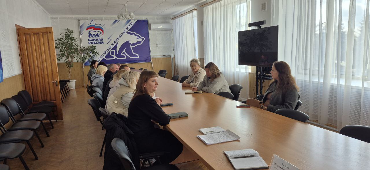 По партийному проекту — «Предпринимательство» прошел круглый стол, где обсуждались общие вопросы управления земельными ресурсами, процедурные аспекты разработки документов территориального планирования, правил...