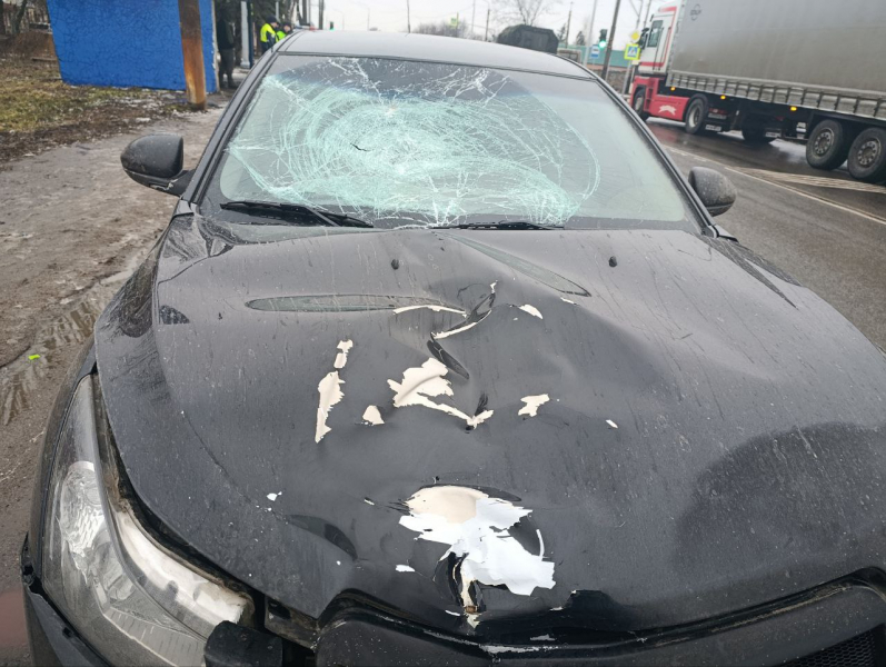 Полицейские проводят проверку по факту ДТП с участием подростка