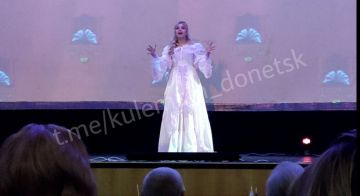 Алексей Кулемзин: Участники театра «Серьезные люди» Дворца культуры «Заперевальный» блестяще выступили на Всероссийском конкурсе театрально-сценических постановок «Театралит» в Москве