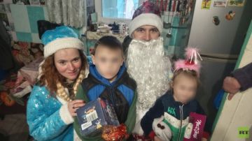 Анна Долгарева: Кончается февраль. В прифронтовом поселке Кураховка — грязь, плюсовая температура и размытые дороги