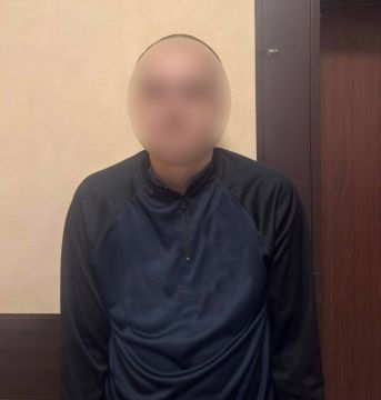 В Донецке задержали 23-летнего парня, который работал курьером на мошенников
