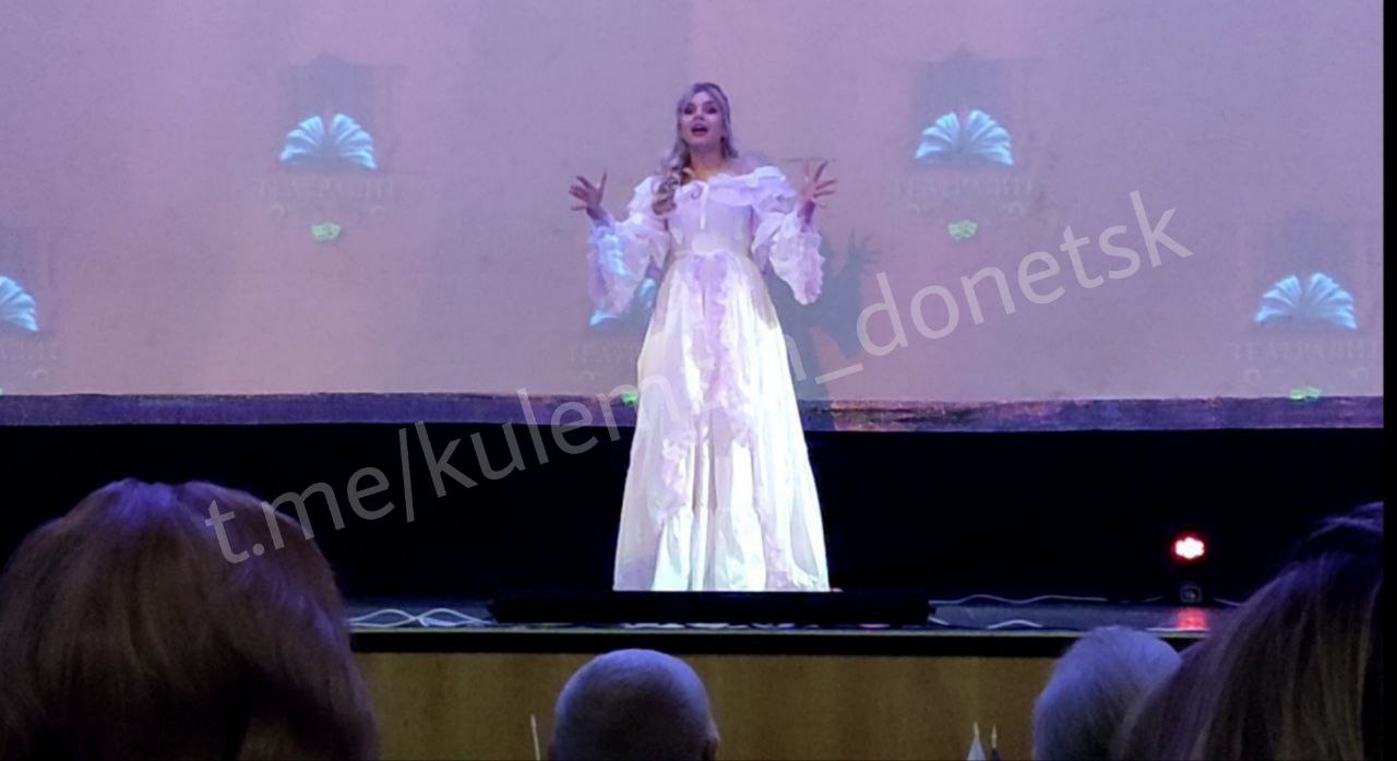 Алексей Кулемзин: Участники театра «Серьезные люди» Дворца культуры «Заперевальный» блестяще выступили на Всероссийском конкурсе театрально-сценических постановок «Театралит» в Москве