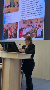 Сегодня в ГБУ ДНР «ДРПЦ им. проф. В.К. Чайки» состоялось профессиональное мероприятие, в рамках которого были представлены доклады, посвящённые новым протоколам в акушерстве и гинекологии