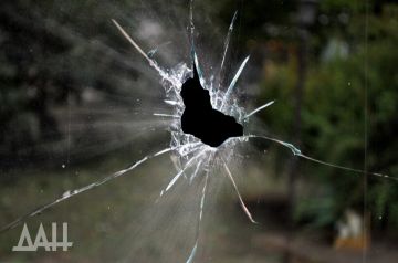 Два мирных жителя ДНР ранены при ночном налете беспилотников ВСУ