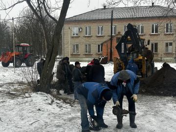 С начала года аварийная бригада ЯНАО заменила более 700 метров трубопровода в Волновахском округе