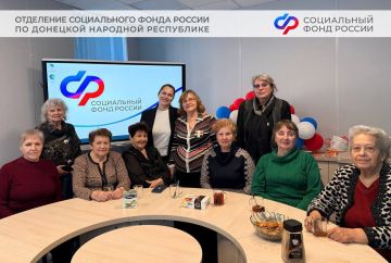 Книги, чай и душевное тепло: в ЦОСП Жовтневого района Мариуполя прошла «Литературная беседка» для старшего поколения