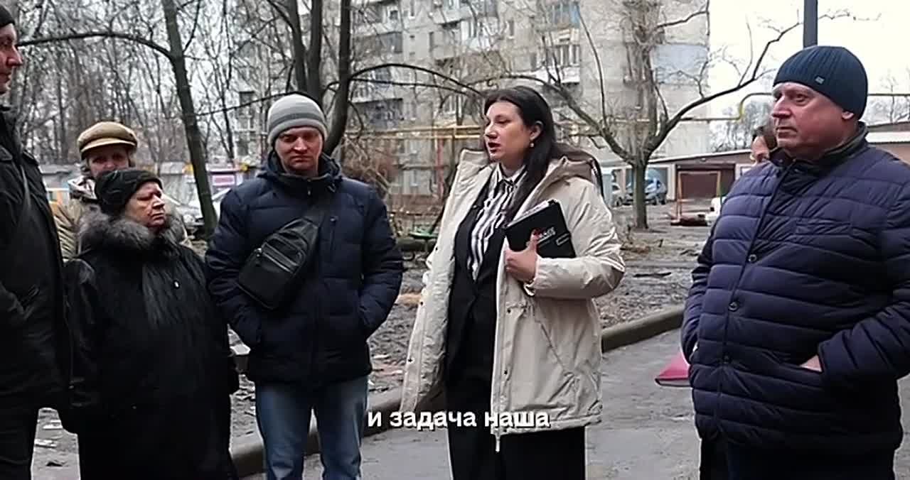 Анна Кондрыкинская встретилась с жителями Ленинского района Донецка