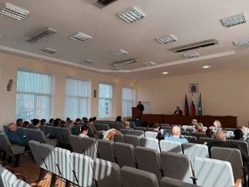 В Мангушском округе состоялось расширенное аппаратное совещание под руководством секретаря местного отделения «Единой России»