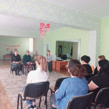 Елена Рязанцева: В детском саду № 333 г.о. Донецк состоялась встреча с коллективом учреждения