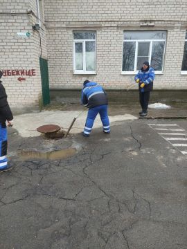 Аварийная бригада Якутии отработала на нескольких объектах Докучаевска