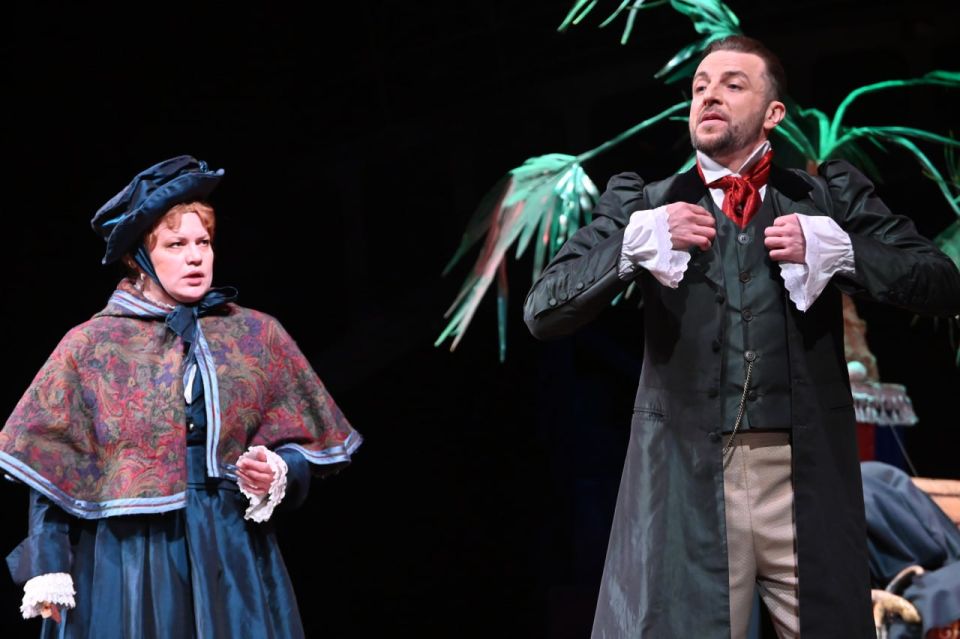 Столичный актёр снова на сцене Донецкой муздрамы