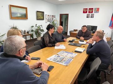 ������� �������: �������, 3 �����, ������ ����������� ��������� �� ������� �������� � �������� ������������ ����� � ������������� ����������� ������������� ������������� ������