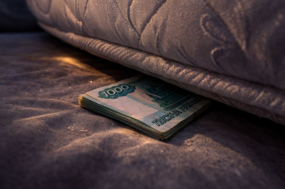 � 90-������ ���������� ���������� ������ 100 ����� ������ ��-��� �������