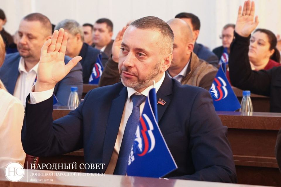 Парламентарии обсудили вопросы госпошлин, связанных с приобретением или выходом из гражданства