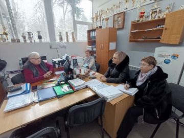 Заместитель главы Администрации Володарского муниципального округа Полтарак В.В. провела встречу с трудовым коллективом МКУ ДО «Володарская спортивная школа»