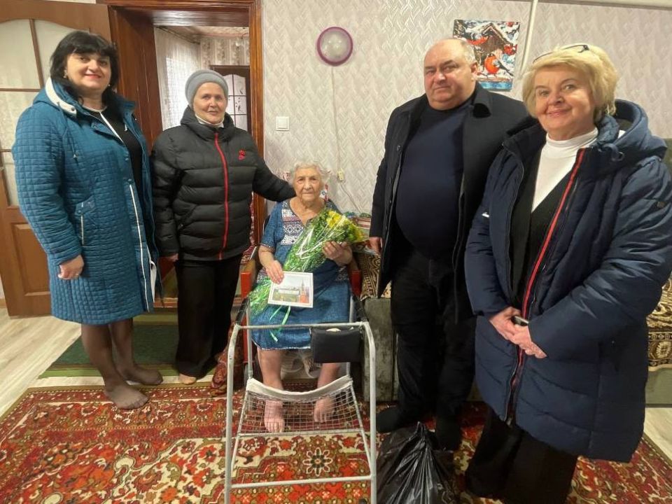 ������ � ������� ���������: � ������� ���� ���������� � 99-������ ��������� ������� ������� ��� ��������� �����������