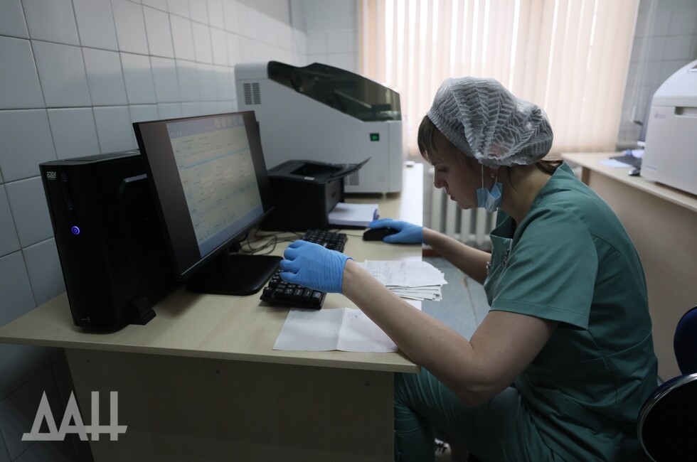 Отделение СФР по ДНР оплатило свыше 200 тысяч электронных больничных в 2025 году