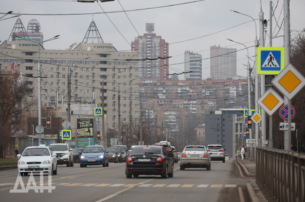 В феврале выдачи автокредитов в Донбассе и Новороссии выросли почти вдвое