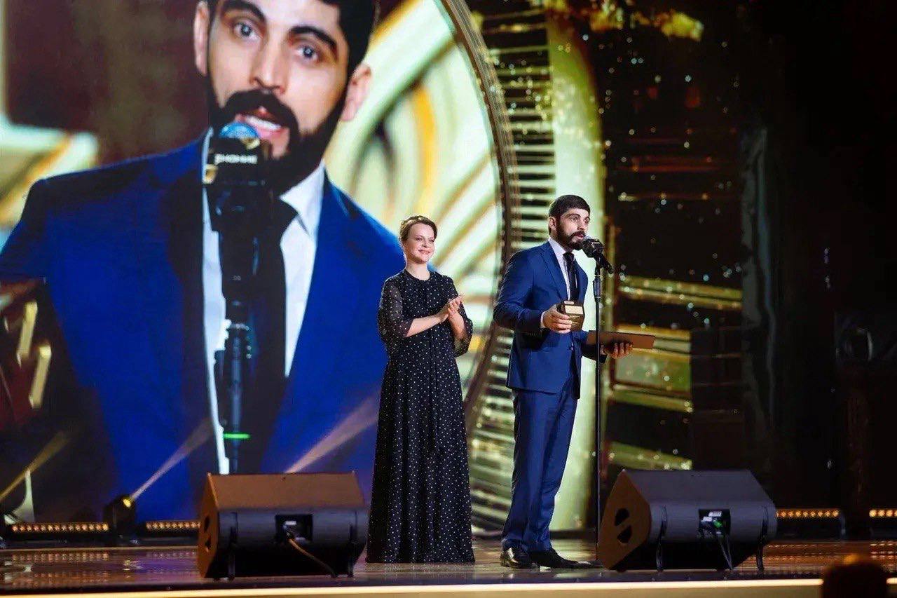 Анна Цивилева: Наградила лауреатов премии Российского общества «Знание» в номинации «За вклад в сохранение памяти о подвигах защитников Отечества»