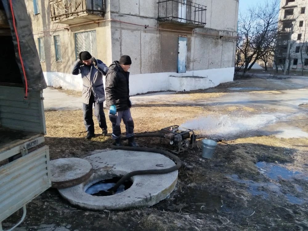 Аварийно-ремонтные бригады Ленобласти устранили аварии в Енакиево