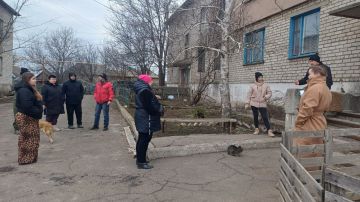 Рабочая встреча с жителями МКД в Новосёловке: вопросы безопасности и управления