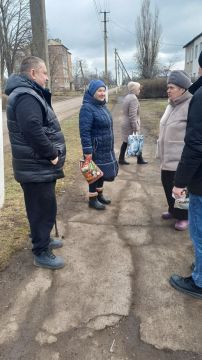 Лидер общественного мнения Андрей Андреев провел встречу с жителями села Марьяновка, на которой обсудили важные вопросы, касающиеся жизни населенного пункта