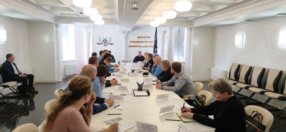 Совершенствование партнёрства в строительстве Донбасса: итоги третей встречи