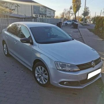 1 120 �.p. Volkswagen Jetta, 2013 �.�