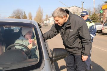 � ���������� 8 ����� � ����������� ������������� ������ ������ ������ ��� ����� ���������