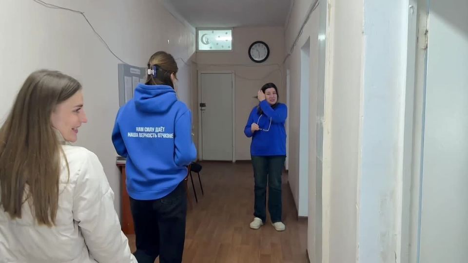 Молодёжка поздравила с самым весенним праздником!