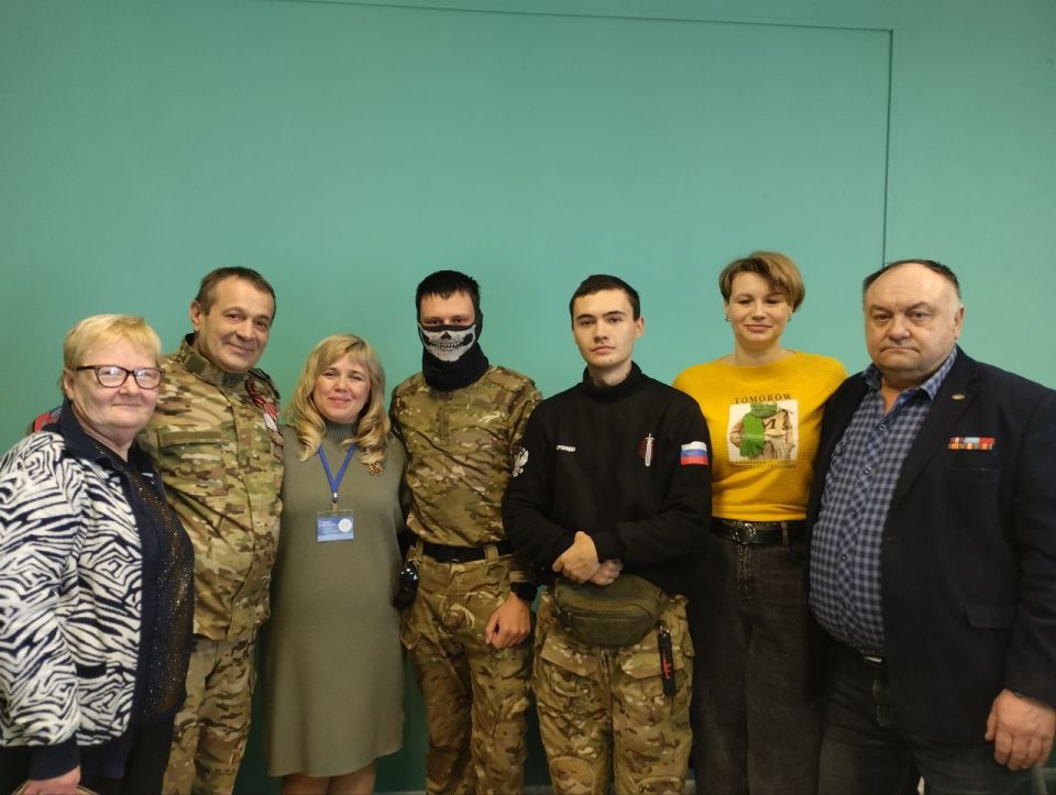 В кругу СВОих: тёплая встреча в Шахтёрске