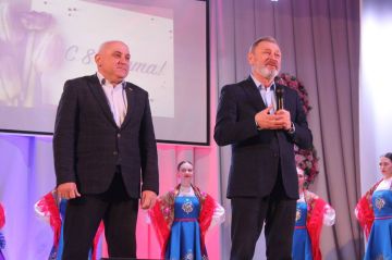 ����� �����: � ���������� ������ ������� ��������� ����� ����� ����������� ���� �������� ����������� �������, �������� � ����� ������