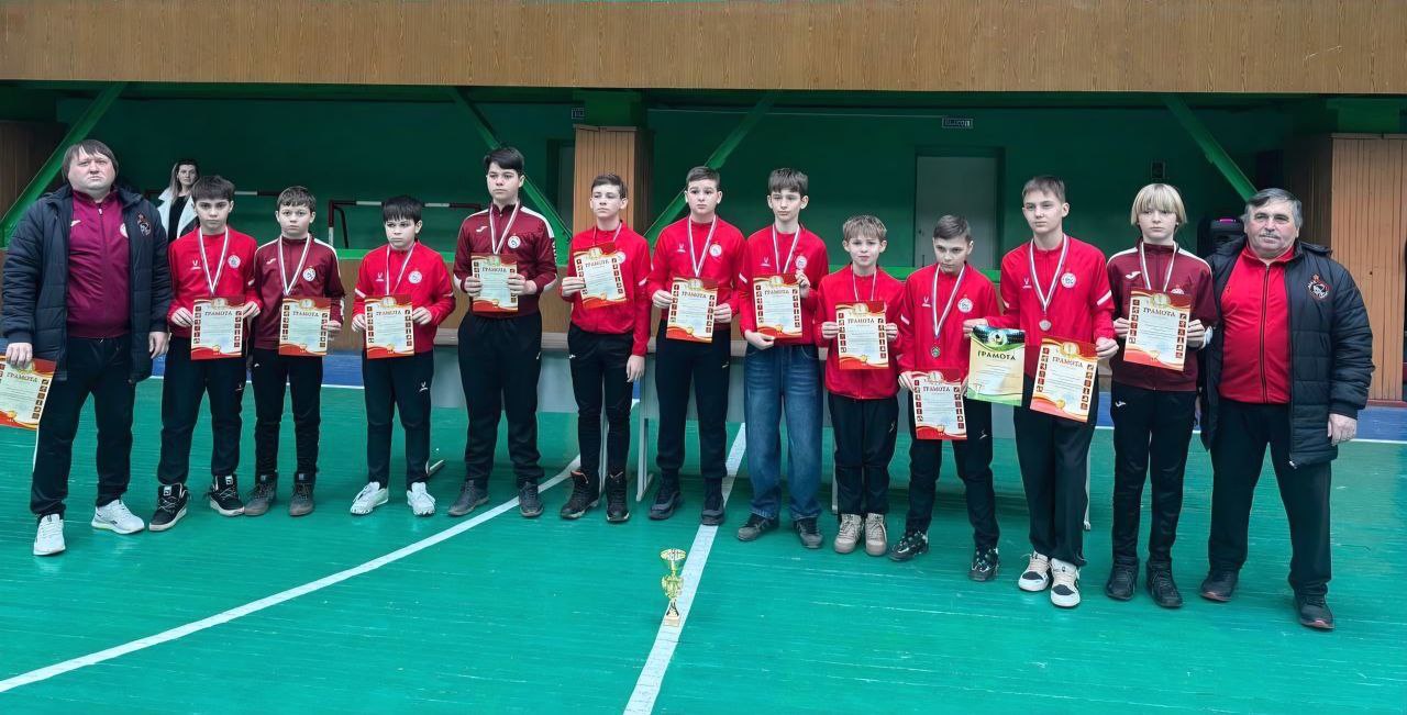 Александр Шатов: Серебряные медали и кубок за второе место по мини-футболу едут в Шахтерск