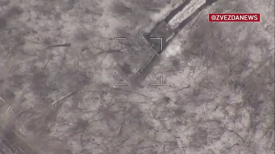 Украинские танки Т-72 и Т-64 превратились в пепел вместе с боевиками