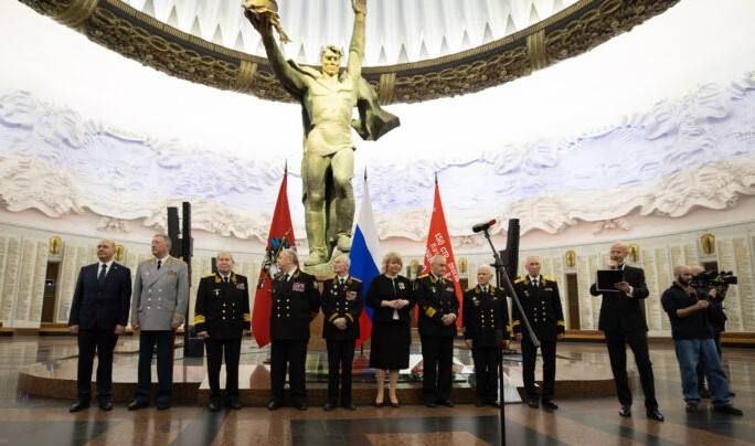 На Адмиральском приёме в Москве вице-премьер Ольга Макеева по поручению Главы ДНР вручила награды