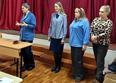 Иван Адамец: В колледже культуры в рамках работы Комиссии по делам несовершеннолетних и защите их прав состоялась встреча со студентами