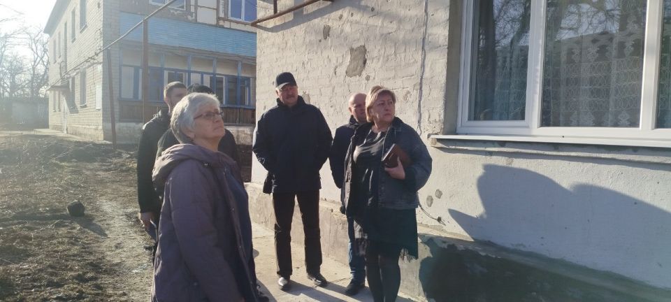 Прошла встреча с жителями, где мы обсудили ряд важных вопросов, требующих нашего пристального внимания