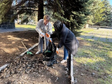 В Старобешевском округе прошла акция "День чистоты"